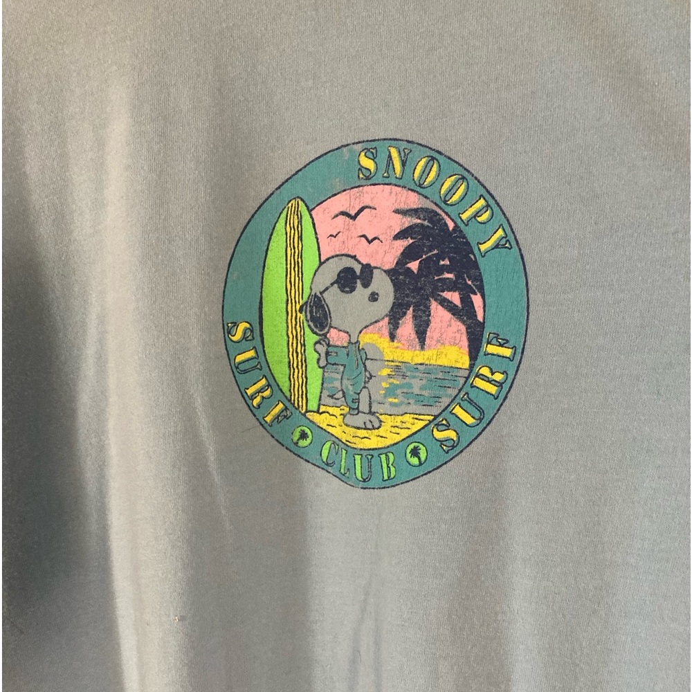 Peanuts/Snoopy long sleeve T-shirt, light blue “Surf Club,” men’s XL like new.